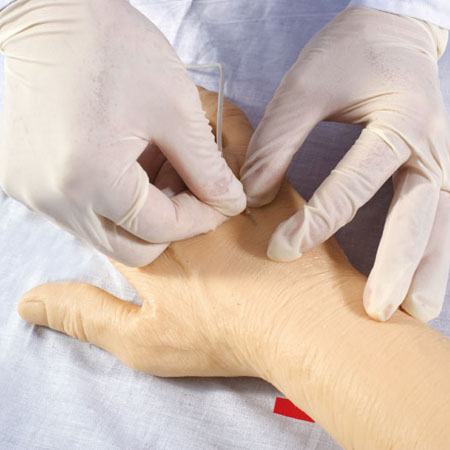 �߼������˾�������ѵ��ģ��